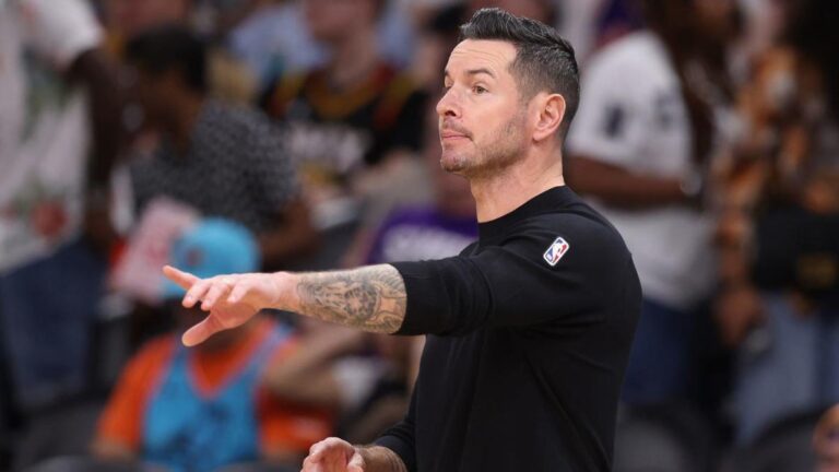 JJ Redick is excelling as Lakers’ coach, and they’re not even shooting 3-pointers yet