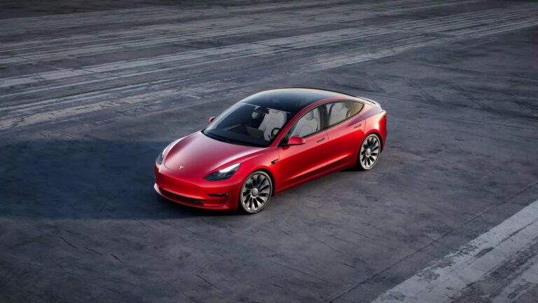 Tesla kills off entry-level Model 3, cheapest trim now costs over $42,000