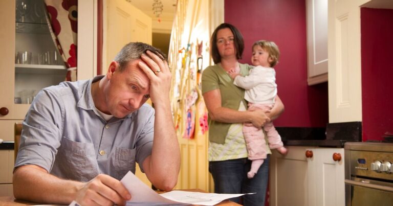 Expert gives parents £6,000 warning over huge primary school expense | Personal Finance | Finance