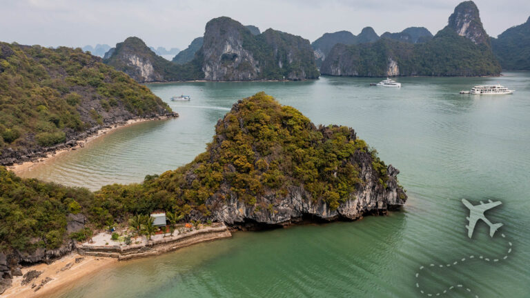Discover Ha Long Bay: Vietnam’s Spectacular Natural Wonder