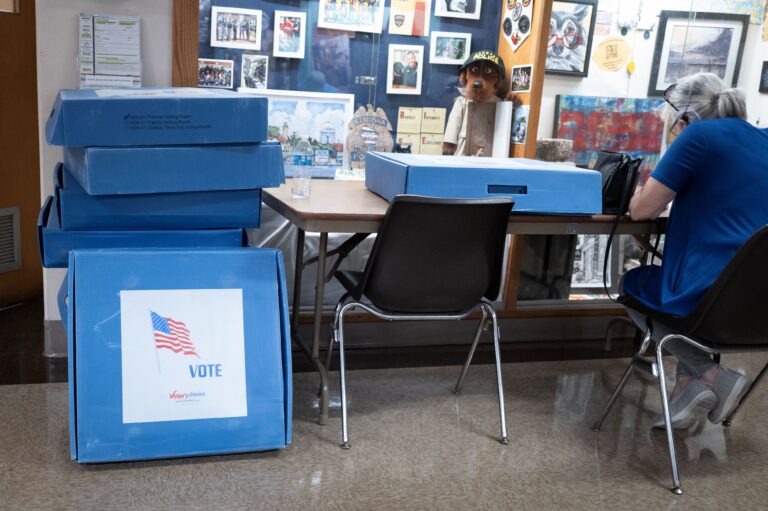 Battleground Wisconsin Starts Early Voting