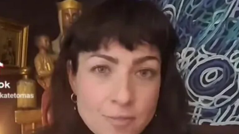 Hollywood star splits from ‘professional witch’ girlfriend after seven months of dating