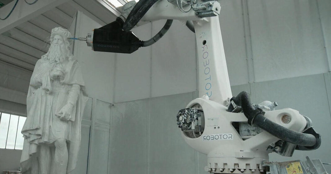 Robots carve sculptures in Italy, sparking outrage among traditional artisans