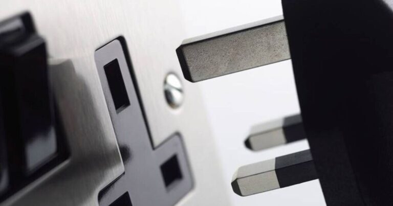 UK households warned to unplug 7 worst appliances that cost a bomb on standby | Personal Finance | Finance