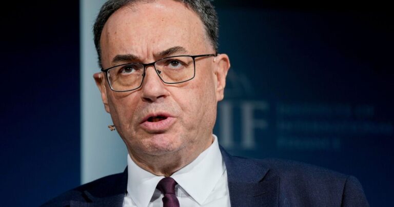 Interest rates LIVE: Bank of England widely expected to cut base rate by 0.25% | Personal Finance | Finance