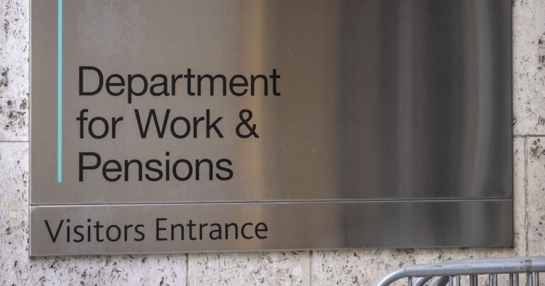 State pensioners face cut to State Pension if they make one mistake | Personal Finance | Finance