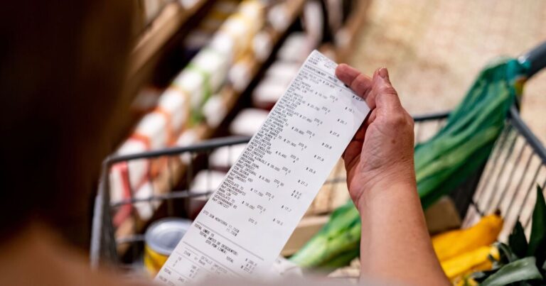 Food price inflation rises again as Britons rush to supermarkets in Christmas countdown | Personal Finance | Finance