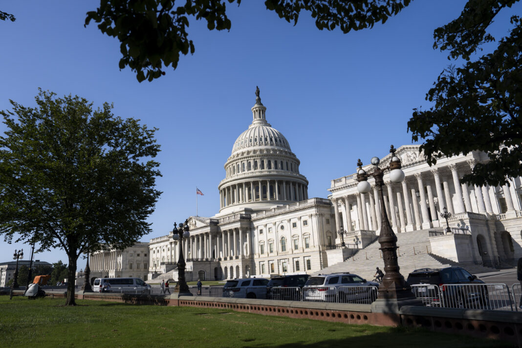 id1028312-09092024-DSC00120-Congress.jpg