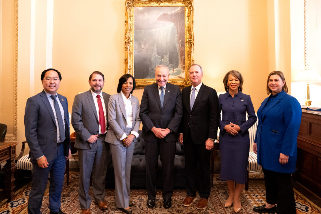 Schumer Opens Orientation to All New Senators, Including McCormick, Gallego