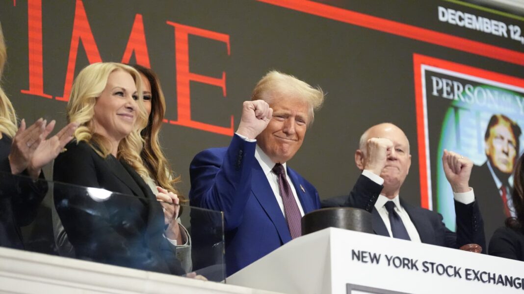 Trump rings bell at NYSE to cheers of ‘USA’ as Wall Street CEOs, business leaders look on