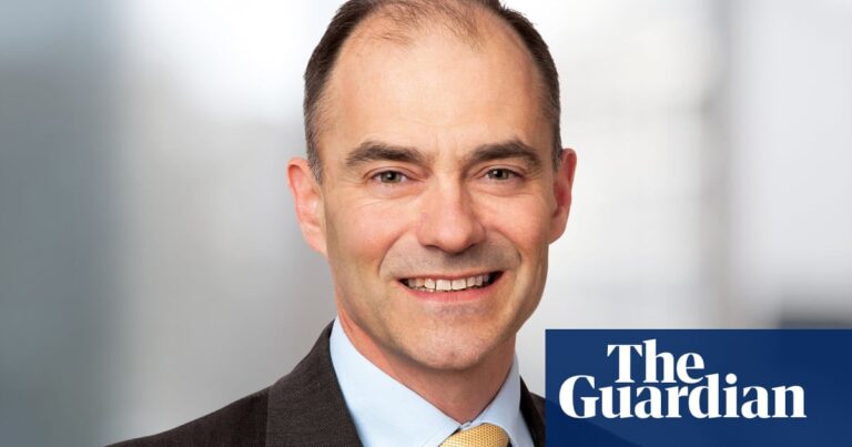 Former bosses of HSBC and Rolls-Royce knighted in new year honours | New year honours list