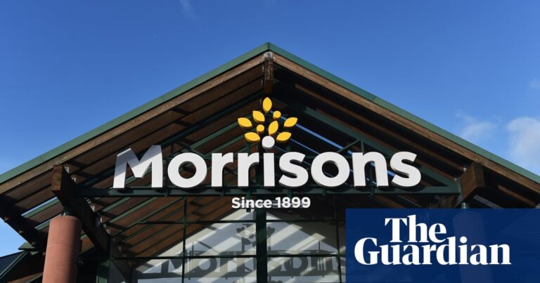 Morrisons offers discounts as IT glitch hits loyalty cards and click-and-collect | Morrisons