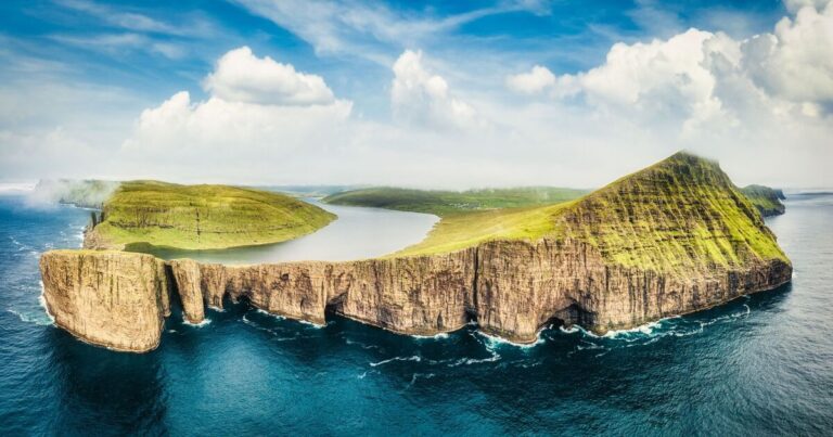 The incredible £111m tunnel that’s the world’s most remote infrastructure project | World | News