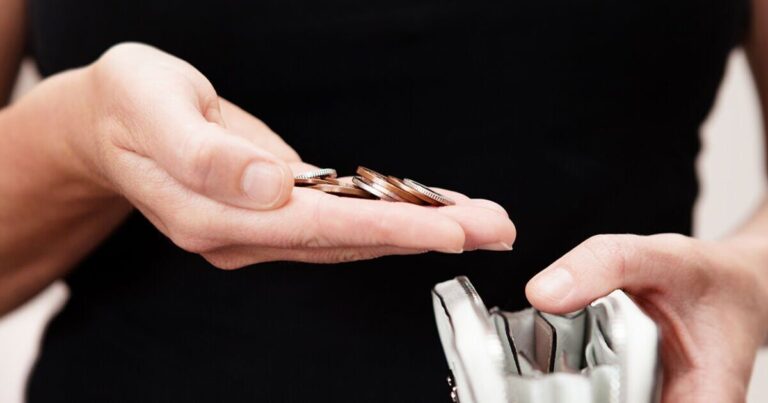 Check change for a £2 coin with error that could be worth £220 | Personal Finance | Finance