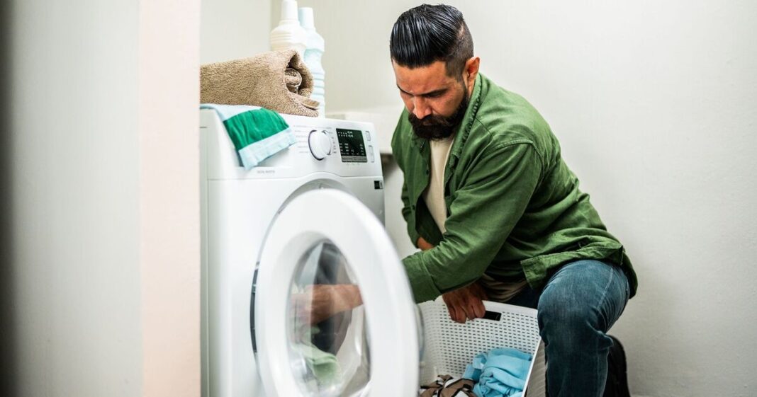 Brits warned about 5 home appliances ‘secretly’ draining bank account | Personal Finance | Finance