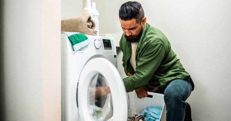 Brits warned about 5 home appliances ‘secretly’ draining bank account | Personal Finance | Finance