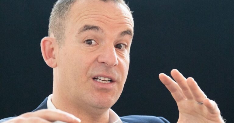 Martin Lewis’ MSE reveals top 2 cashback bank accounts | Personal Finance | Finance