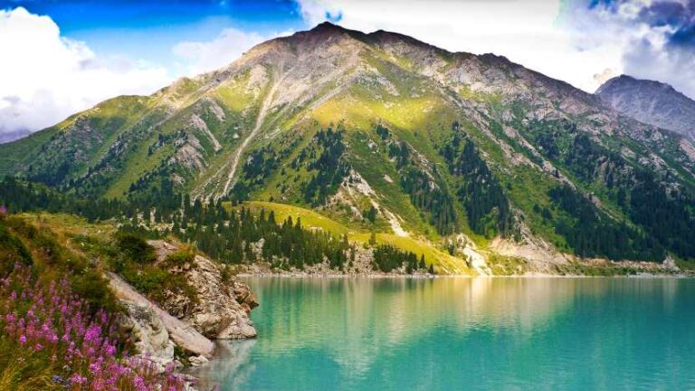 Kazakhstan’s aviation delegation engages in ICAO Security Week in Oman