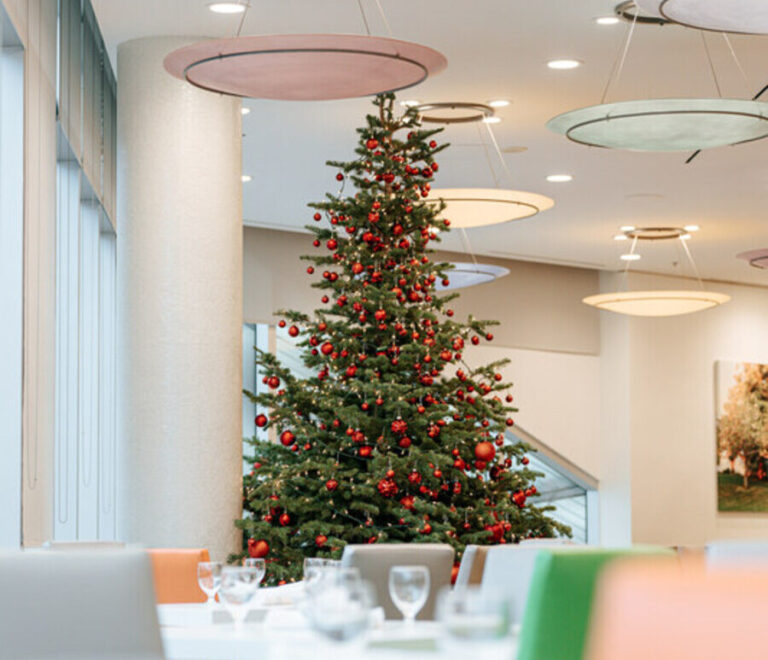 Café One Creates Holiday Magic with Christmas Brunch and Dinner Experiences