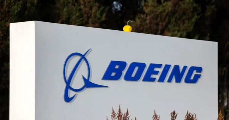 Boeing to Lay Off 396 Employees in Washington