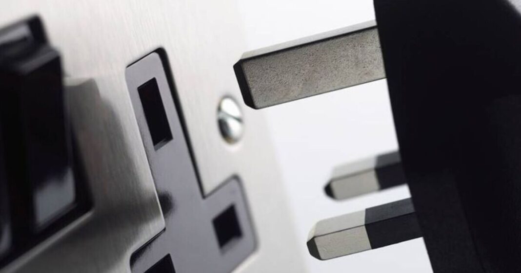 6 ‘vampire appliances’ households urged to unplug as energy bills rise | Personal Finance | Finance