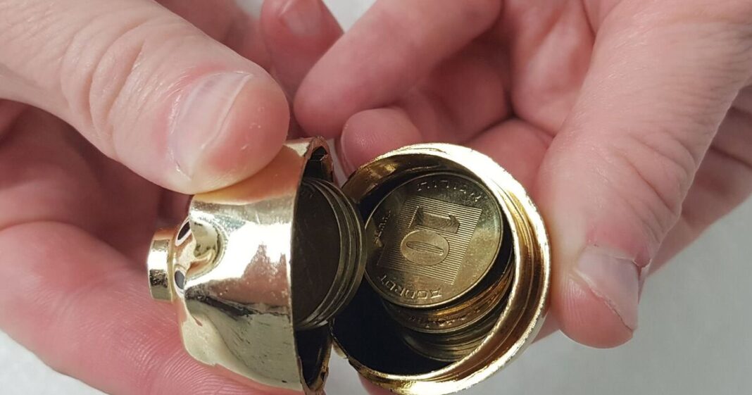 Warning as £6,000 wiped off the value of one type of pension | Personal Finance | Finance