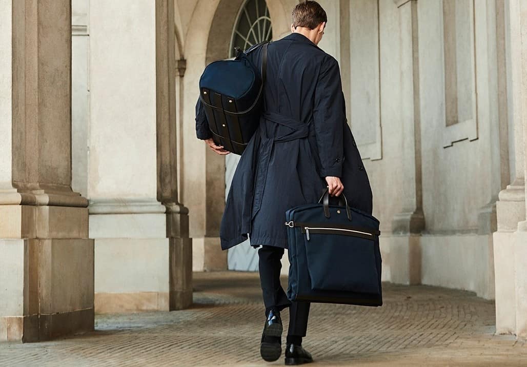 9 Best Garment Bags For Suits For A Wrinkle-Free 2025