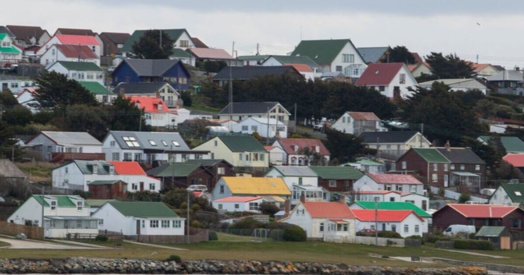 Falkland Islands row erupts as businesses threatened with fines over archipelago’s name | World | News