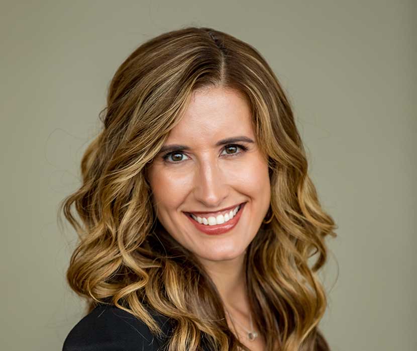 Leah-Chandler-Headshot-1.jpg