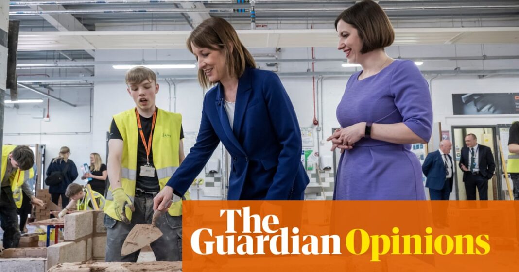 Rachel Reeves is all about growth. So why won’t she admit that Brexit is its worst enemy? | Polly Toynbee