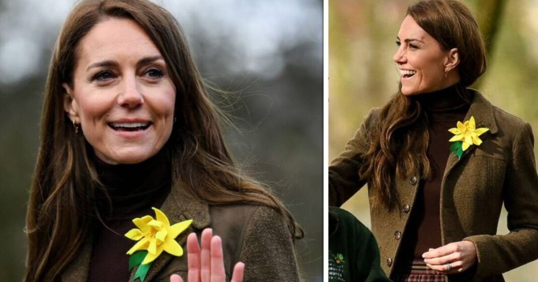Royal fans are all saying the same thing as Princess Kate sports 18-year-old jacket | Royal | News