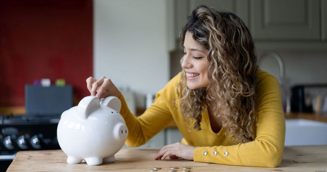 UK households urged to save £1,249 with Cash ISA before deadline | Personal Finance | Finance