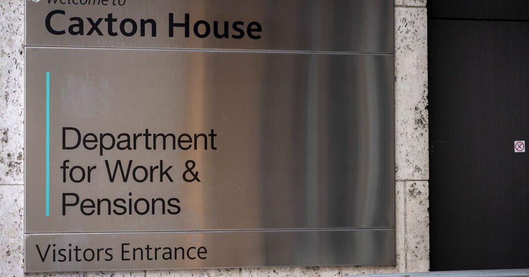 DWP names the 3 benefits to be first to face new bank account checks | Personal Finance | Finance