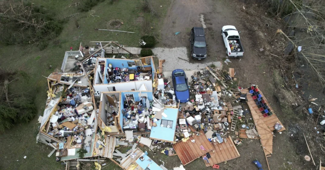 Tornadoes, Wildfires and Blinding Dust Sweep Across US as Massive Storm Leaves at Least 33 Dead