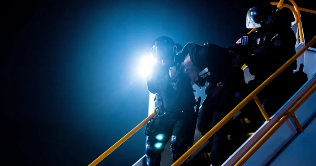 More Than 250 Tren de Aragua Gang Members Deported to El Salvador Prison: Rubio