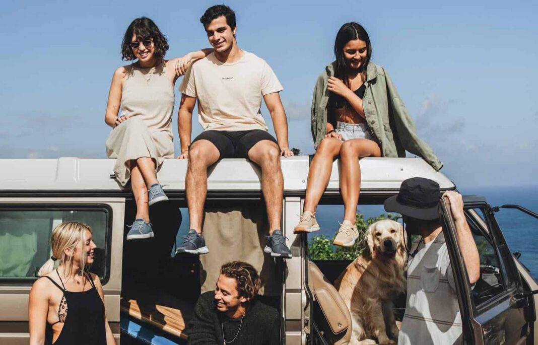 55 Funny Bumble Bios For Men In 2025