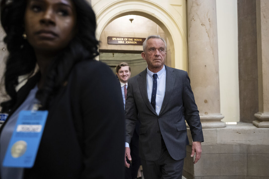 HHS to cut thousands of workers in sweeping reorganization