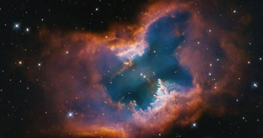 NASA releases stunning photos of planets, far-flung galaxies to mark Hubble anniversary