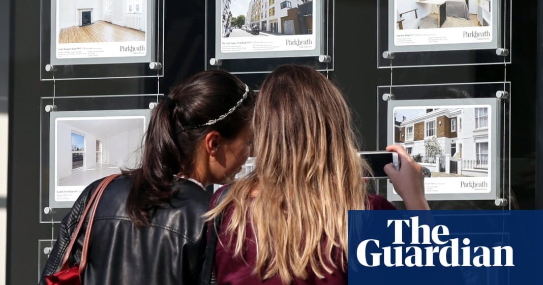 UK homeowners selling for 4.5% below asking price, survey shows | House prices