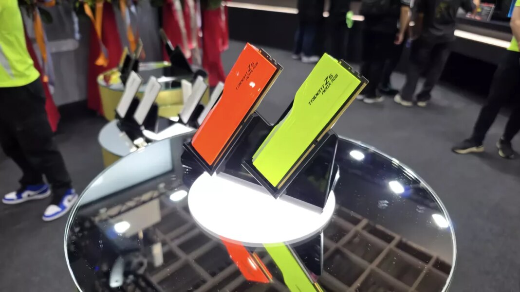 G.Skill unveils blazing 10,934 MT/s DDR5 and ultra-high-capacity 512GB R-DIMM at Computex 2025