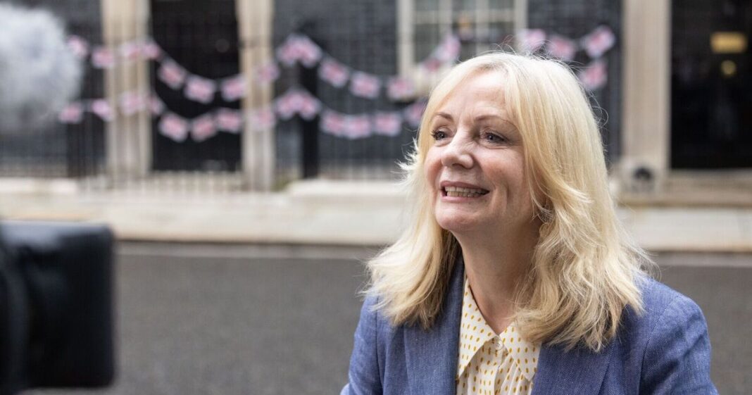 Labour mayor makes £1bn funding plea to resolve Leeds tram ‘scandal’ | UK | News