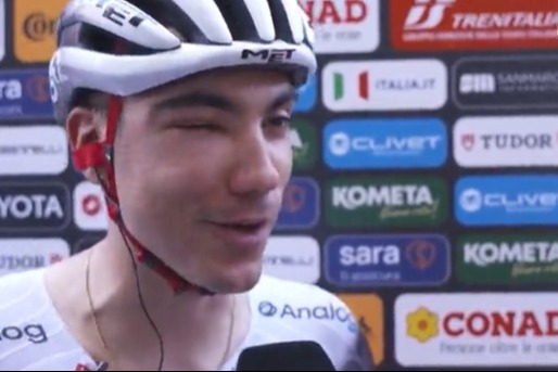 Cyclist forced to abandon Giro d’Italia with shock swelling after bee invaded helmet and stung his eye