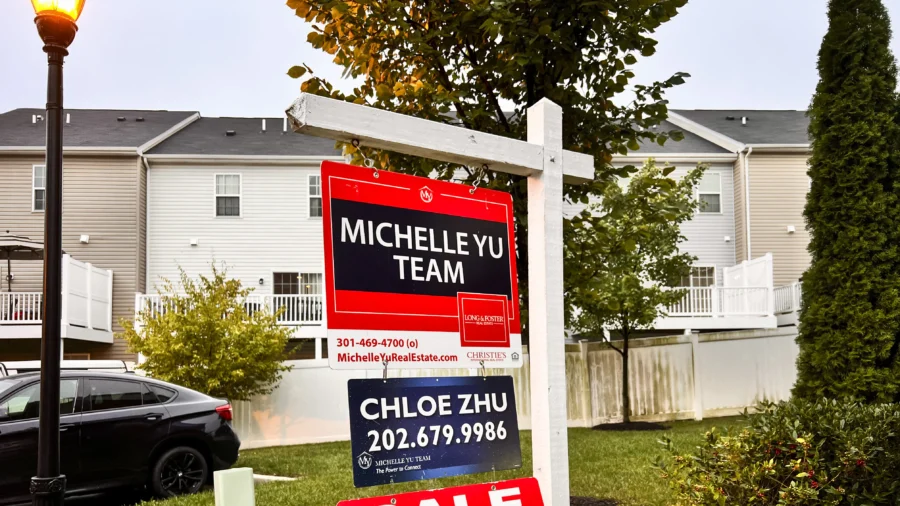 Mortgage, Refinance Applications Increase as Rates Ease