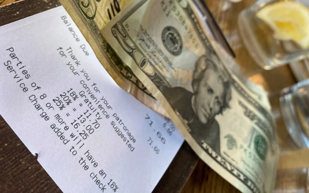 Senate Passes ‘No Tax on Tips Act’ in Unanimous Vote
