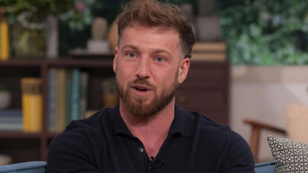 Three members of Sam Thompson’s family snub new girlfriend Samie Elishi amid ‘tensions’