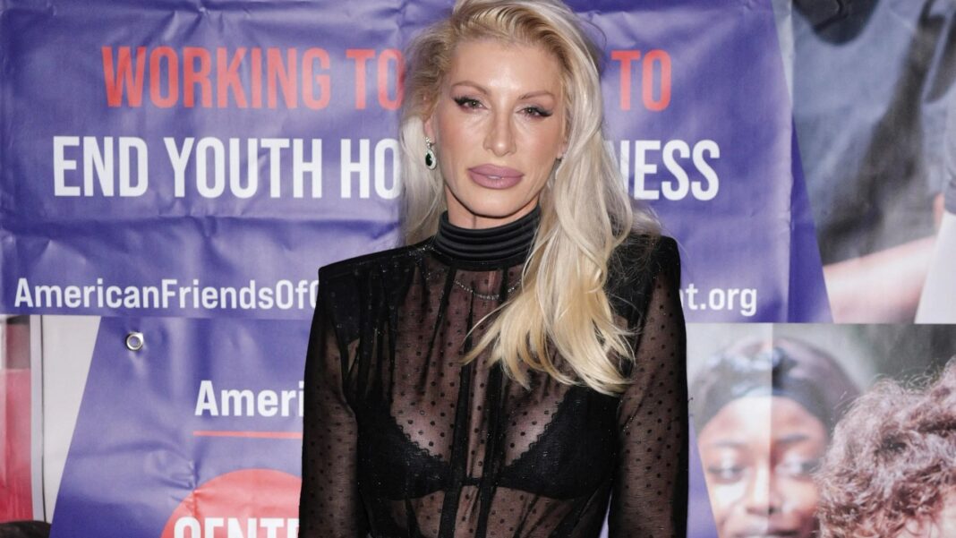 90’s TV star looks unrecognisable after swapping lads’ mags for luxury LA lifestyle