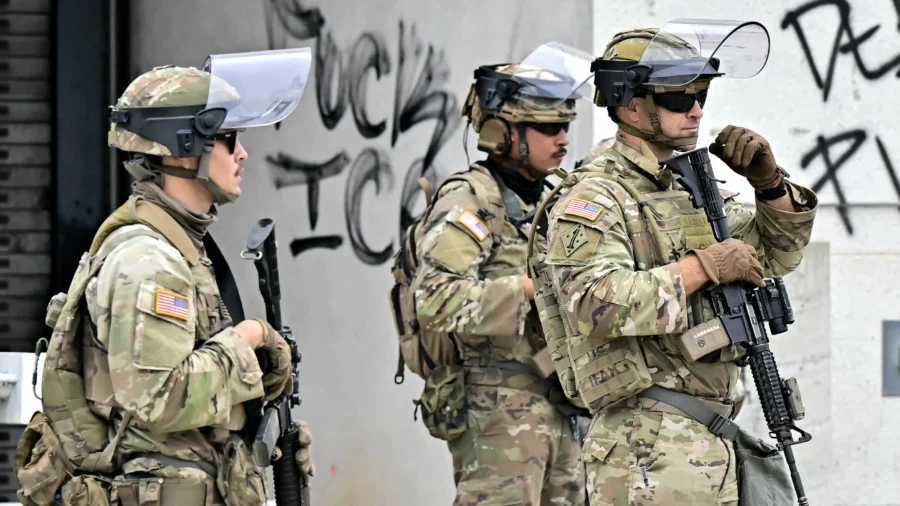 id1072368-national-guard-GettyImages-2218629683.jpg-900x506.webp.webp