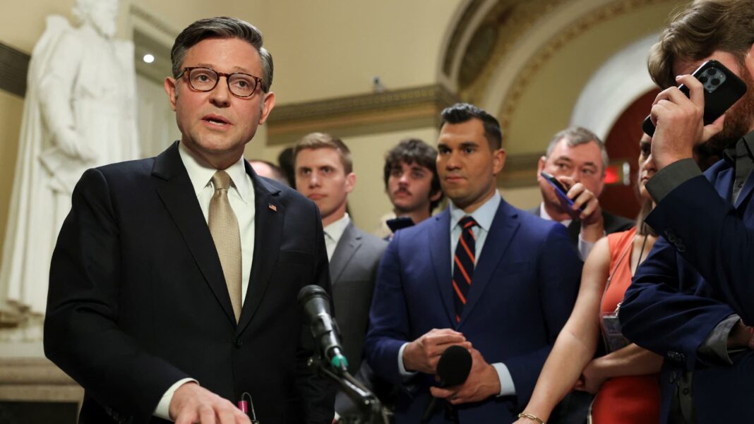 Blocking Epstein vote could cost Republicans in midterms