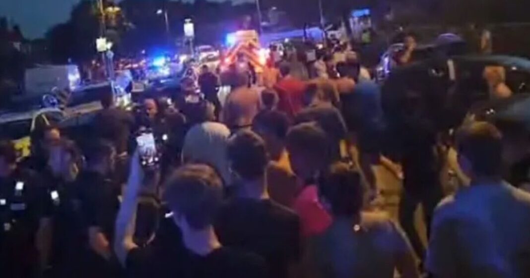 Riot police called in as hundreds take to streets of UK town chanting ‘paedo’ | UK | News