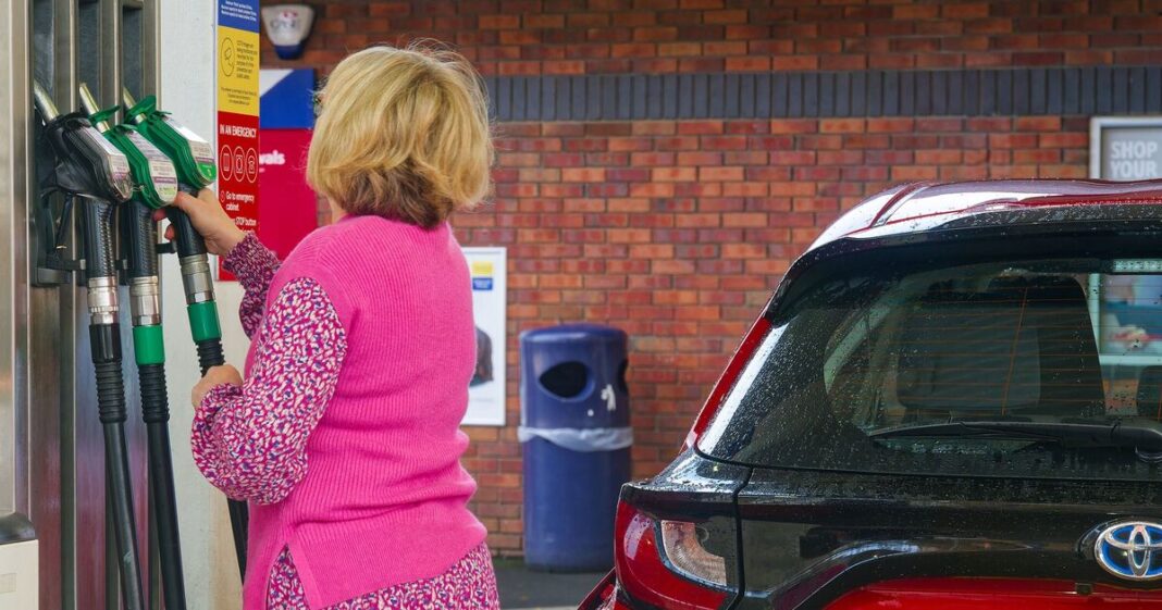 42 million drivers to feel huge benefit of petrol and diesel decision by Reeves | Personal Finance | Finance